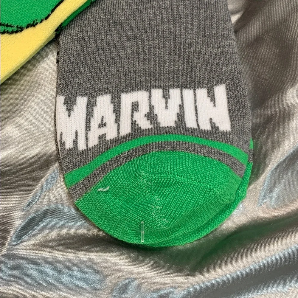 🌹 FUN Socks “MARVIN” Graphic Crew Socks - Green & Gray - NWOT •